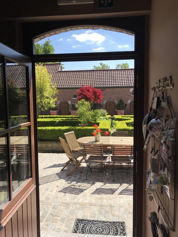La Ferme Des Eglantines Bed & Breakfast Nivelles Exterior photo